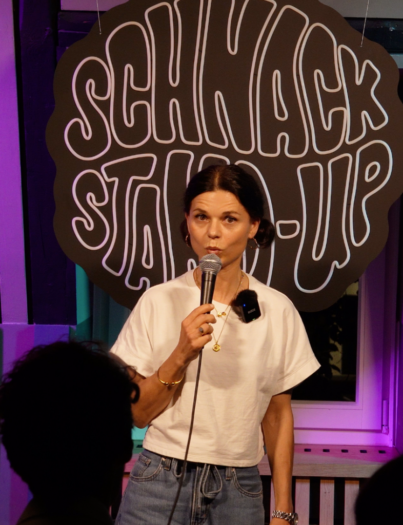mo de weryha schnack comedy club